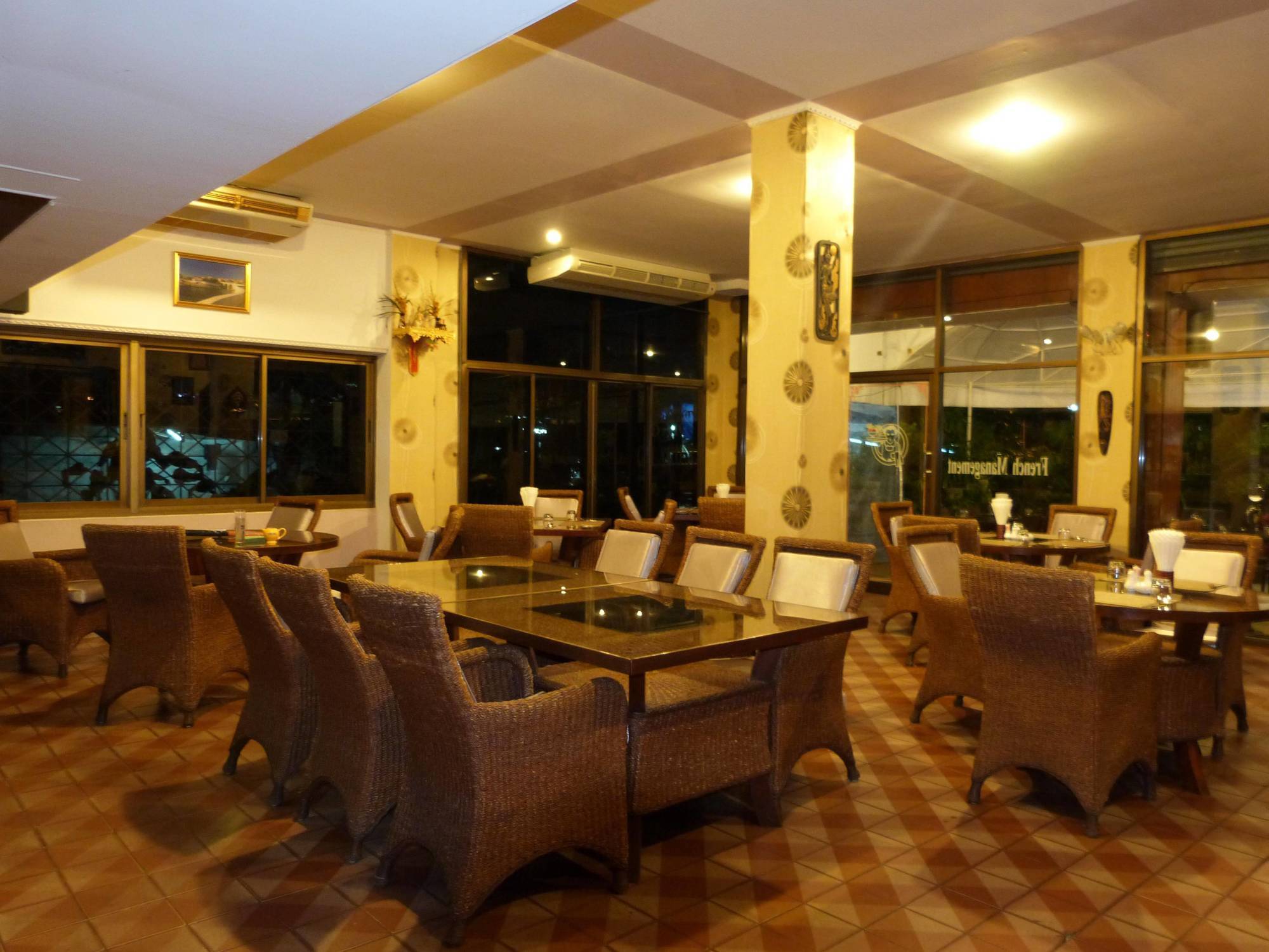 Fnb Hotel Central Pattaya Luaran gambar