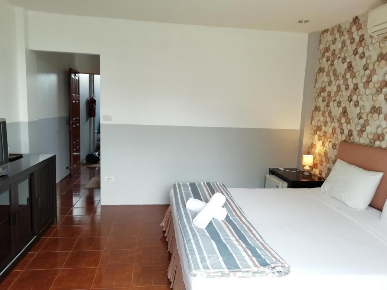 Fnb Hotel Central Pattaya Luaran gambar