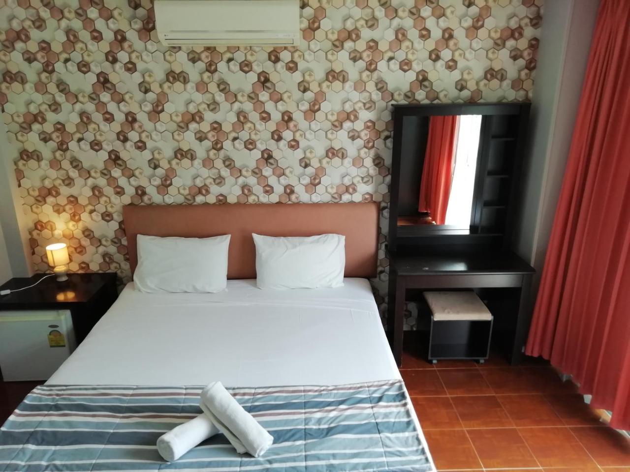 Fnb Hotel Central Pattaya Luaran gambar