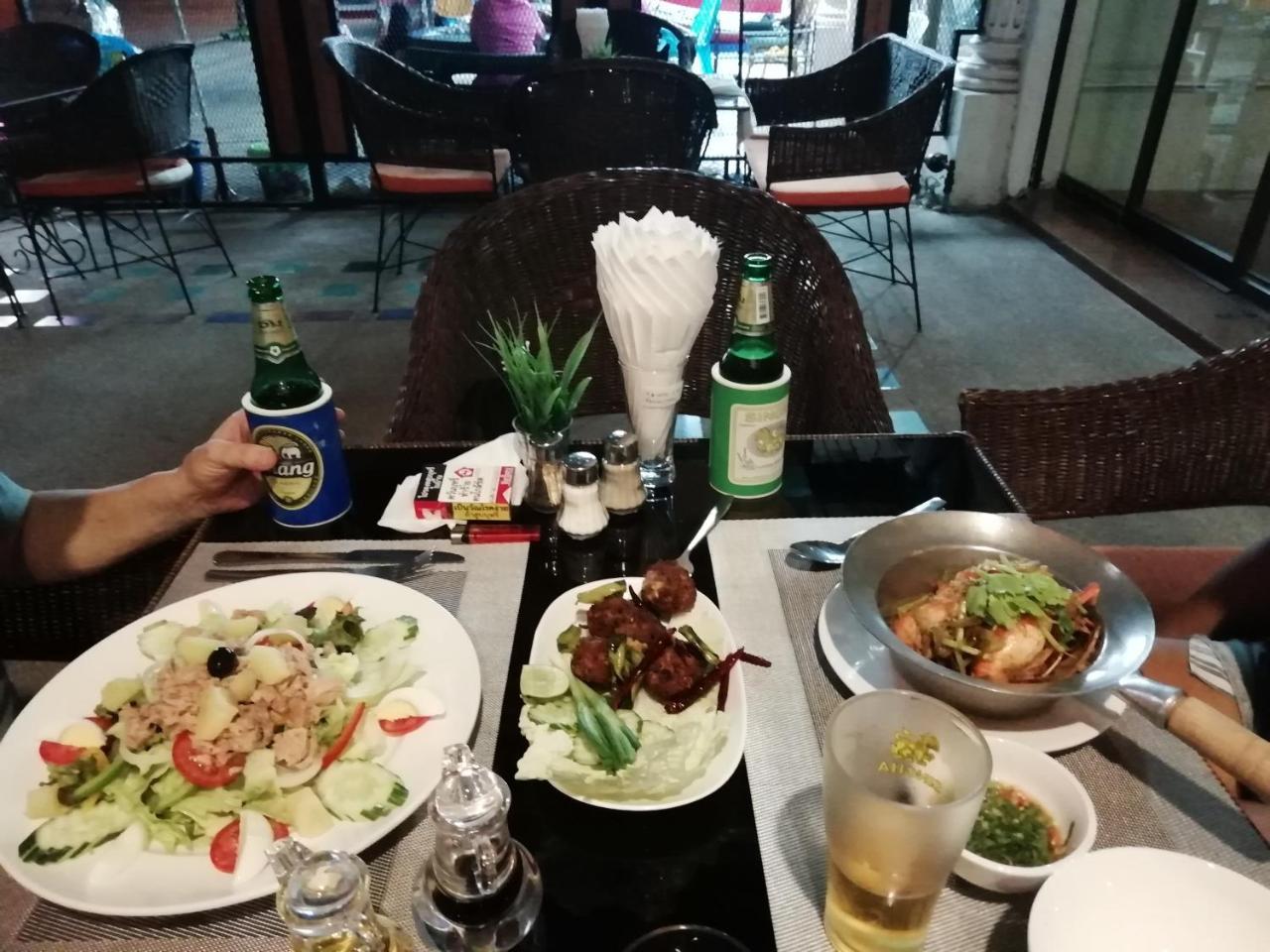 Fnb Hotel Central Pattaya Luaran gambar
