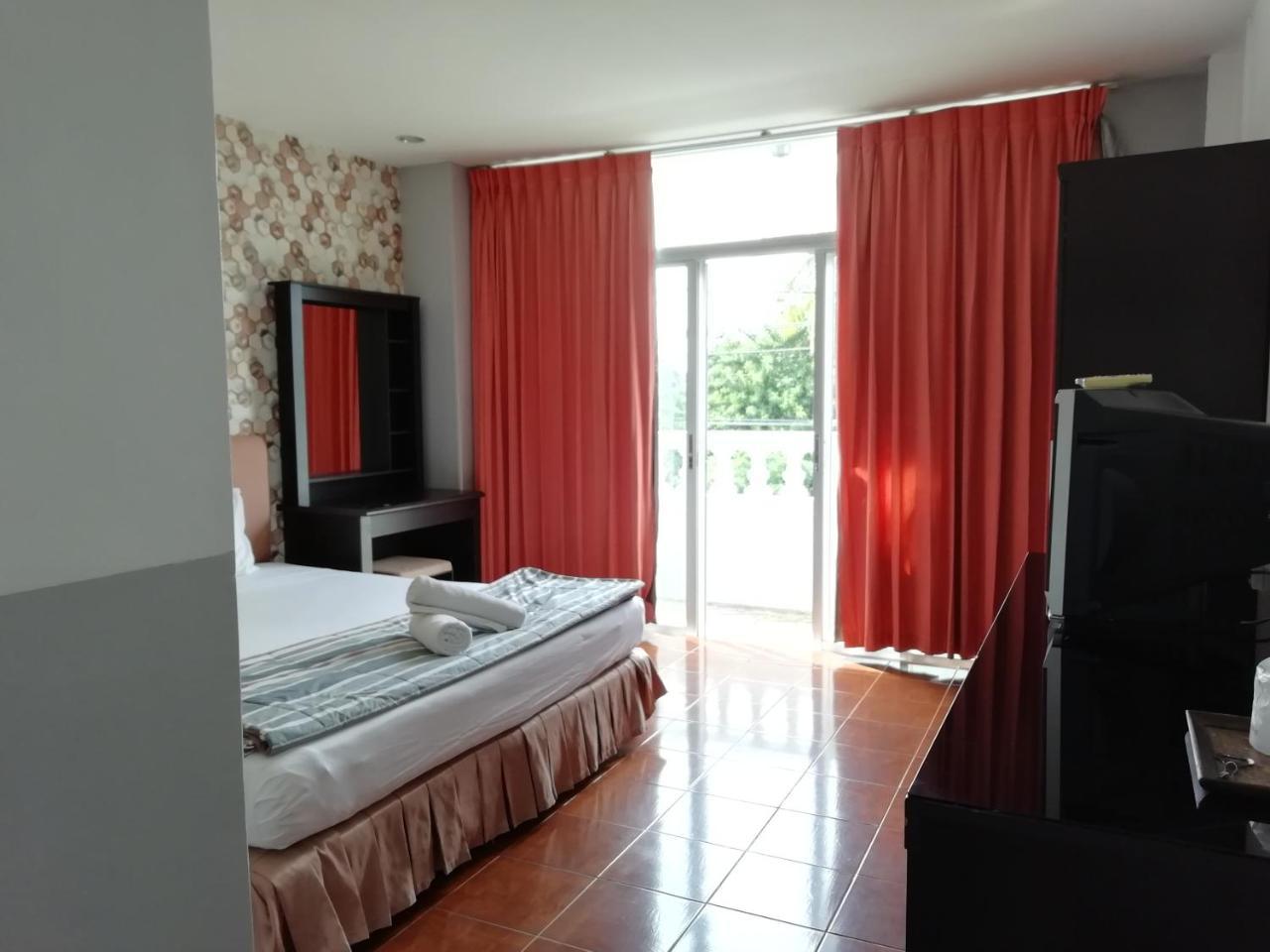 Fnb Hotel Central Pattaya Luaran gambar